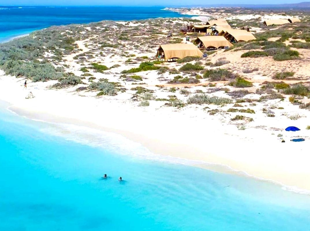 2codeornot2code | Stopping by the Ningaloo Visitor Centre: Plan Your Adventure