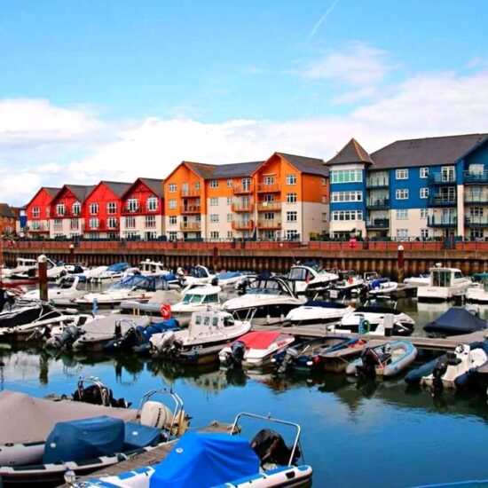 2codeornot2code | Exploring Exmouth Marina: Activities and Dining